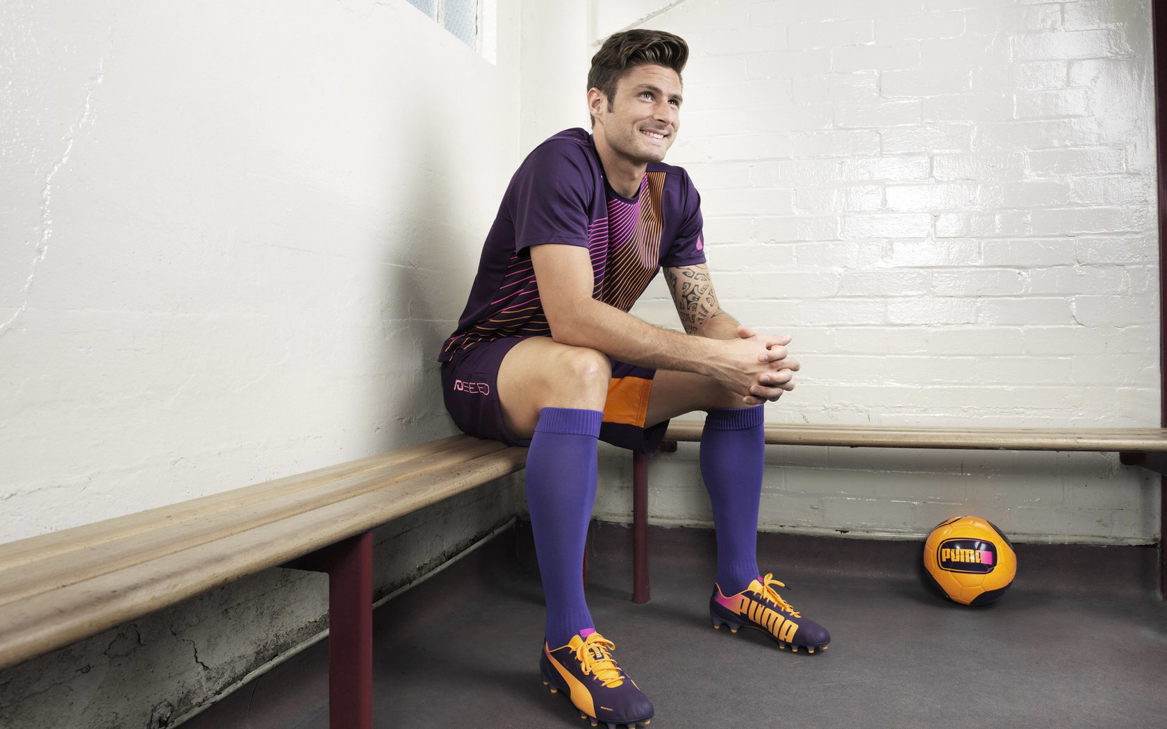 当战场成为球场，从伊拉克碾压希腊到赖斯接管季后赛—论竞技场上的唯一性时刻