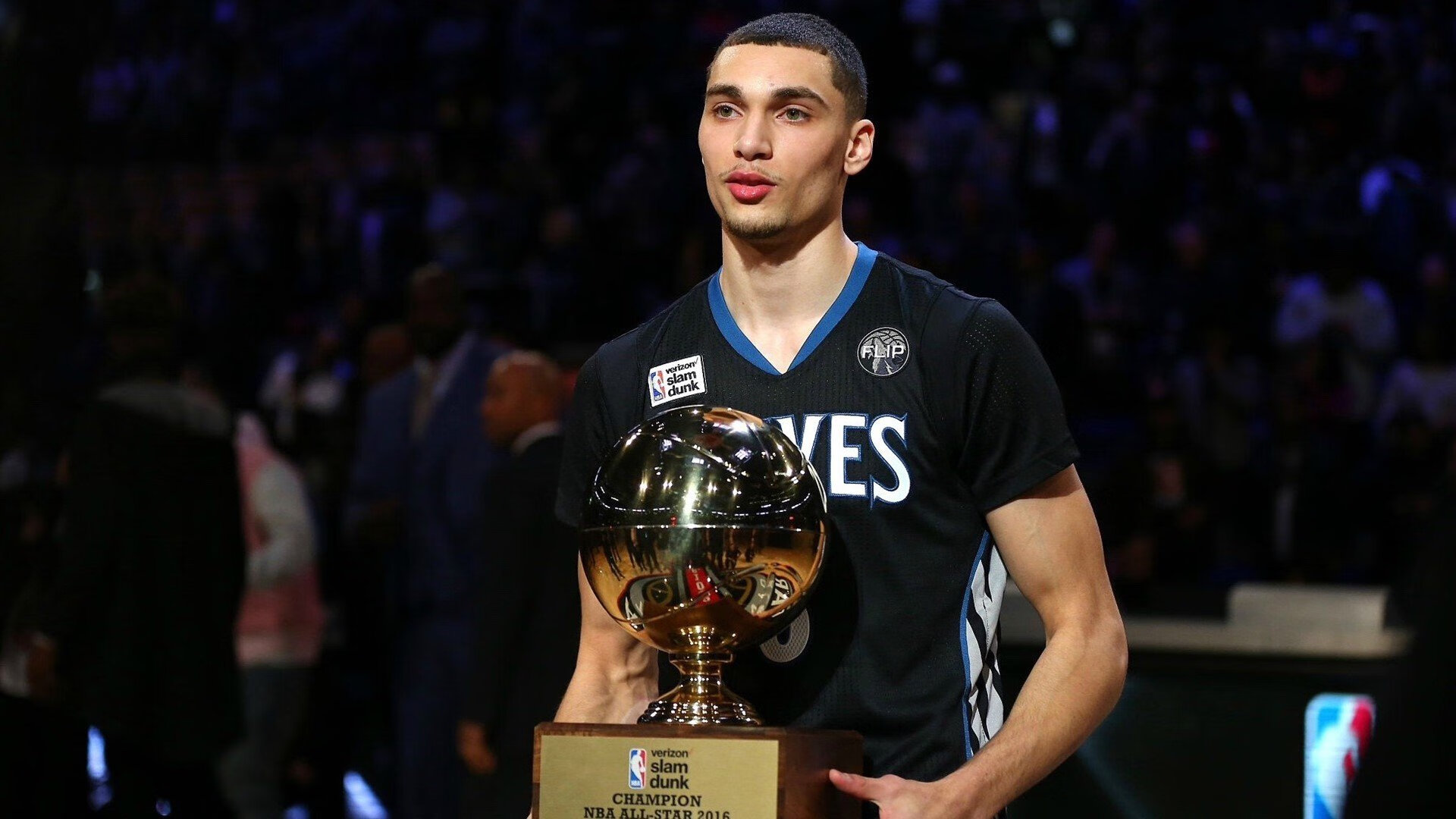 浓眉攻防转换核心,太阳碾压尼克斯,现代篮球的战术革命